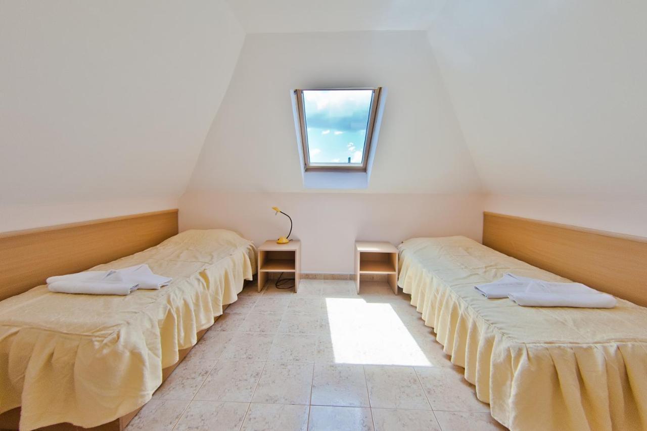 Family Hotel Morska Zvezda Balcsik Kültér fotó